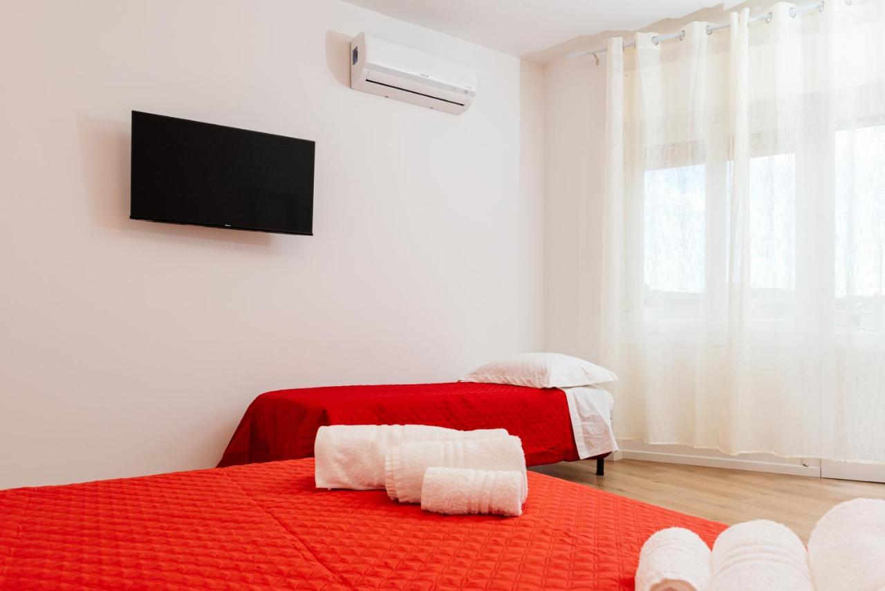 La Casa Di Ambra Hotel Porto Torres Buitenkant foto