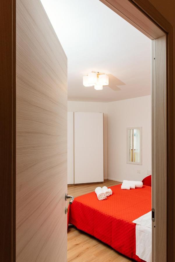 La Casa Di Ambra Hotel Porto Torres Buitenkant foto