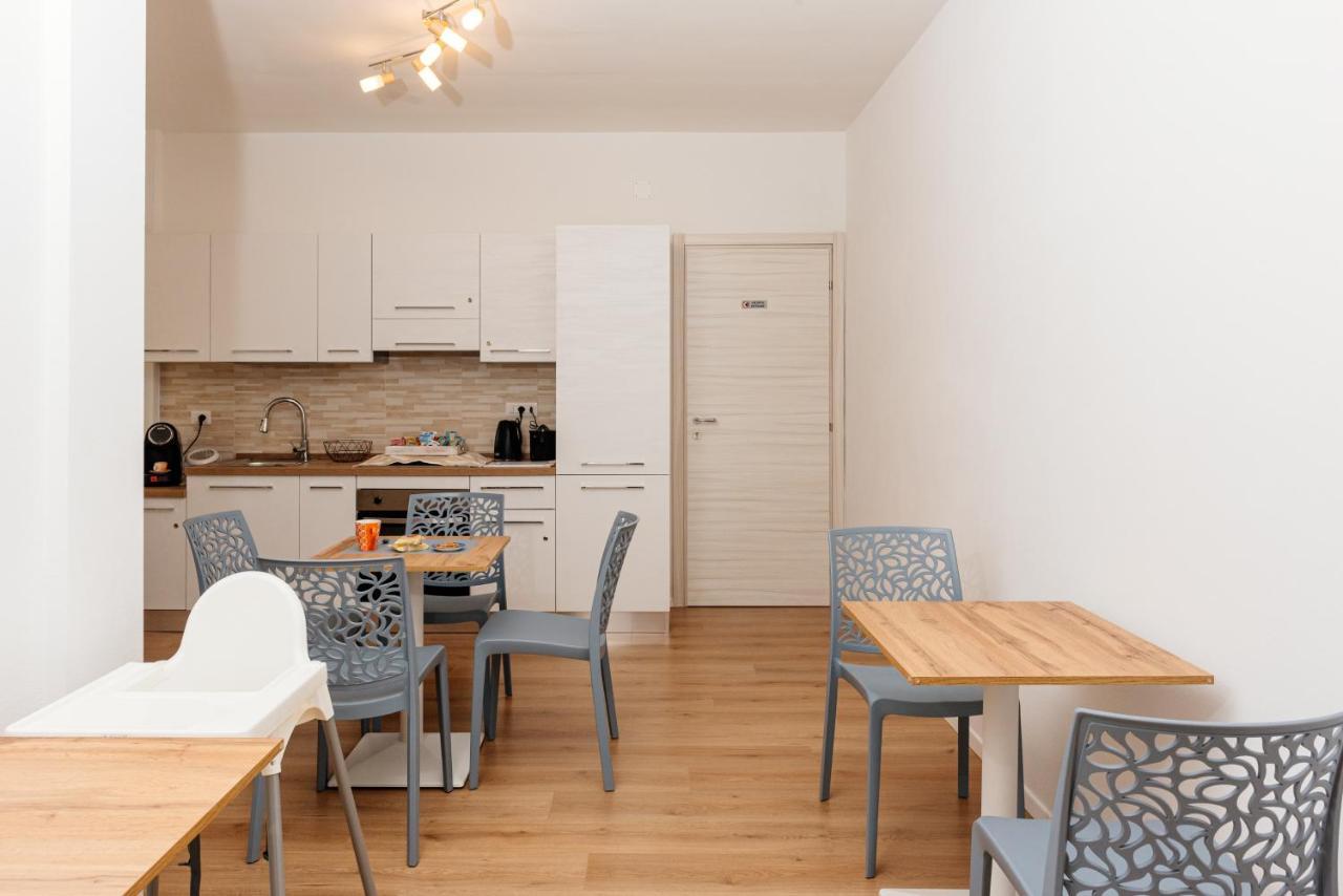 La Casa Di Ambra Hotel Porto Torres Buitenkant foto